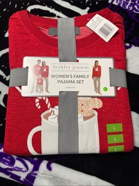 berkley jensen Red Women’s Holiday Pajama Top with Hot Cocoa Graphic